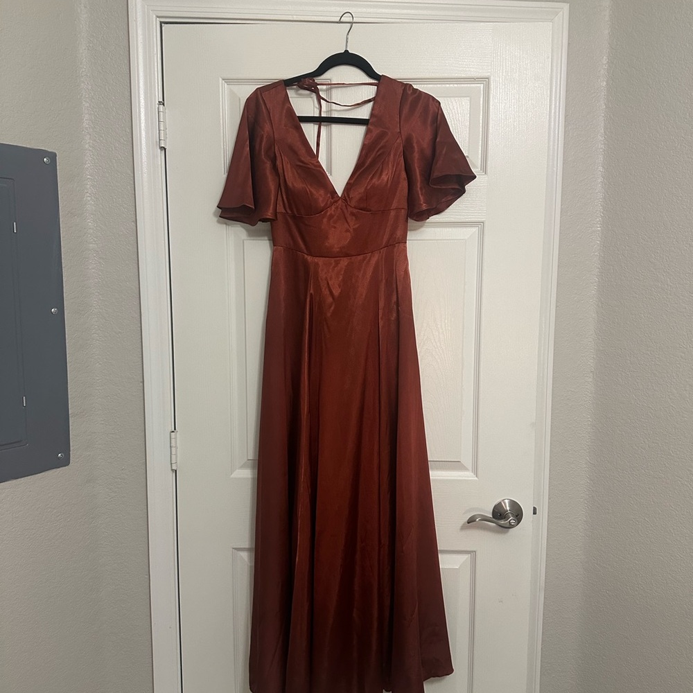 GALINA SIGNATURE

Cinnamon Charmeuse Flutter-Sleeve A-Line Dress